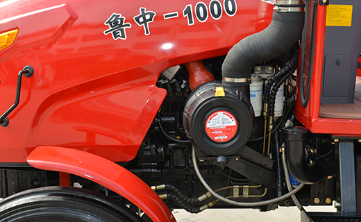 博天堂918-1000型拖拉机